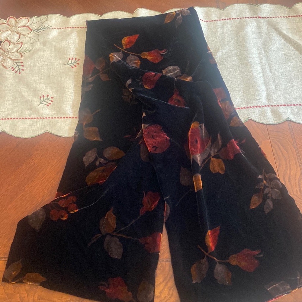Velvet Floral Scarf/Shawl